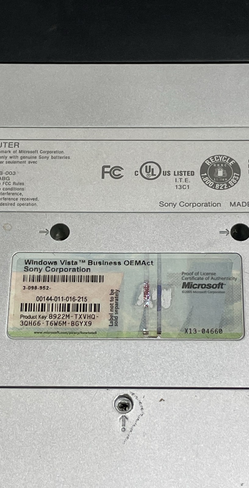 Sony VAIO PCG-7X1L 15.4″ Laptop Sold As Is No HDD Black Unit