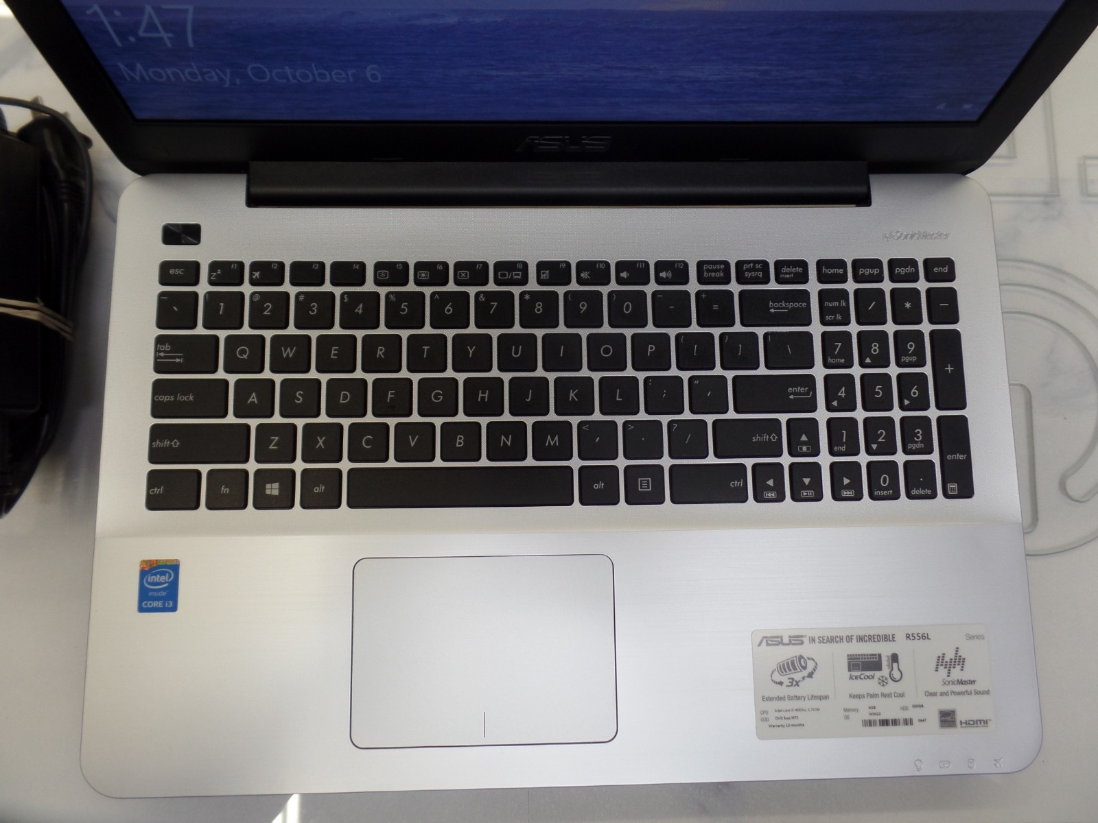 15.6″ Asus VioBook R556LA-RH31(WX) 1.70Ghz i3-4005u 4GB 500GB Win10 DVD Exc Cond