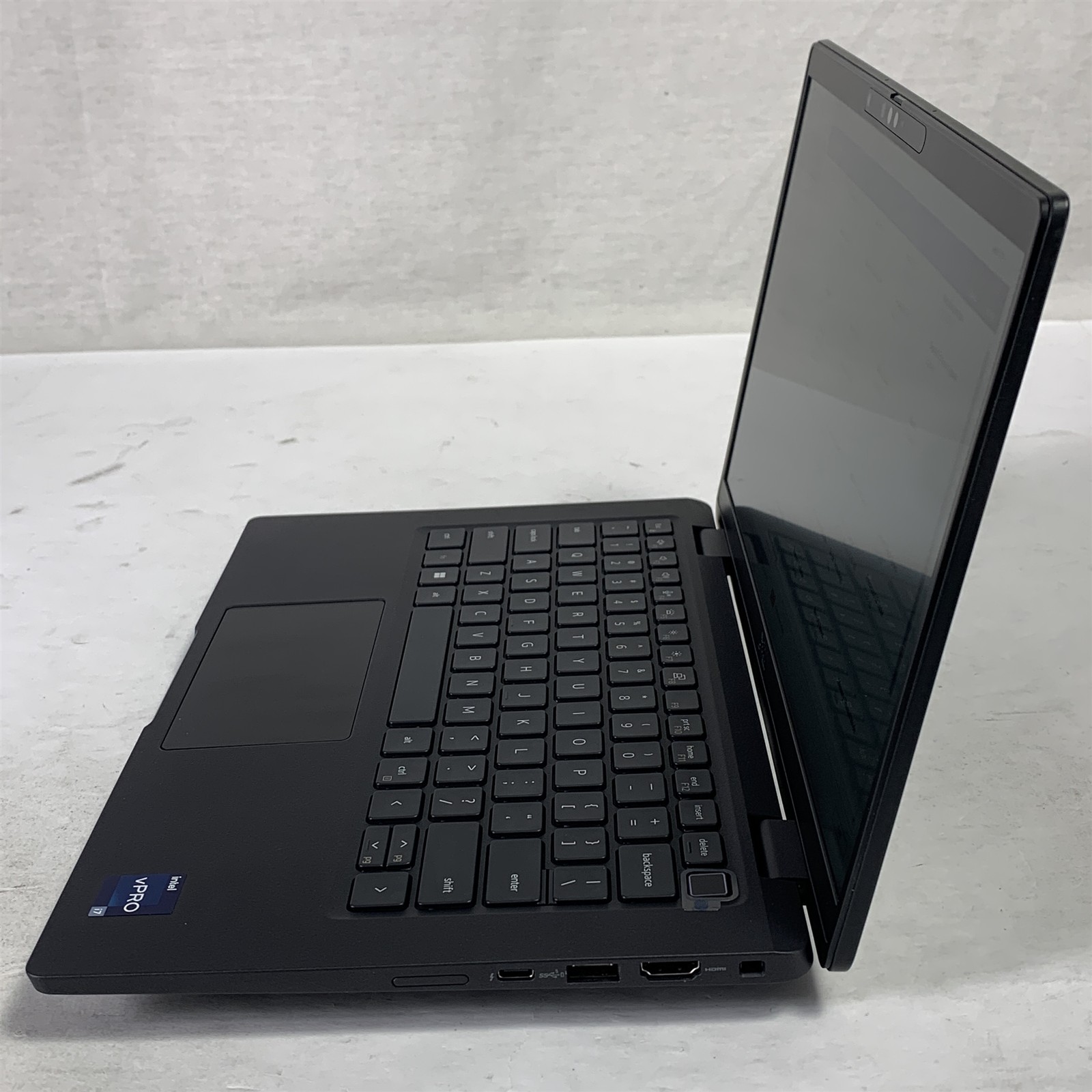 Dell Latitude 7330 13.3″ Laptop i7-1265U 3.6GHz – 16GB – 512GB NVMe SSD – Win 11
