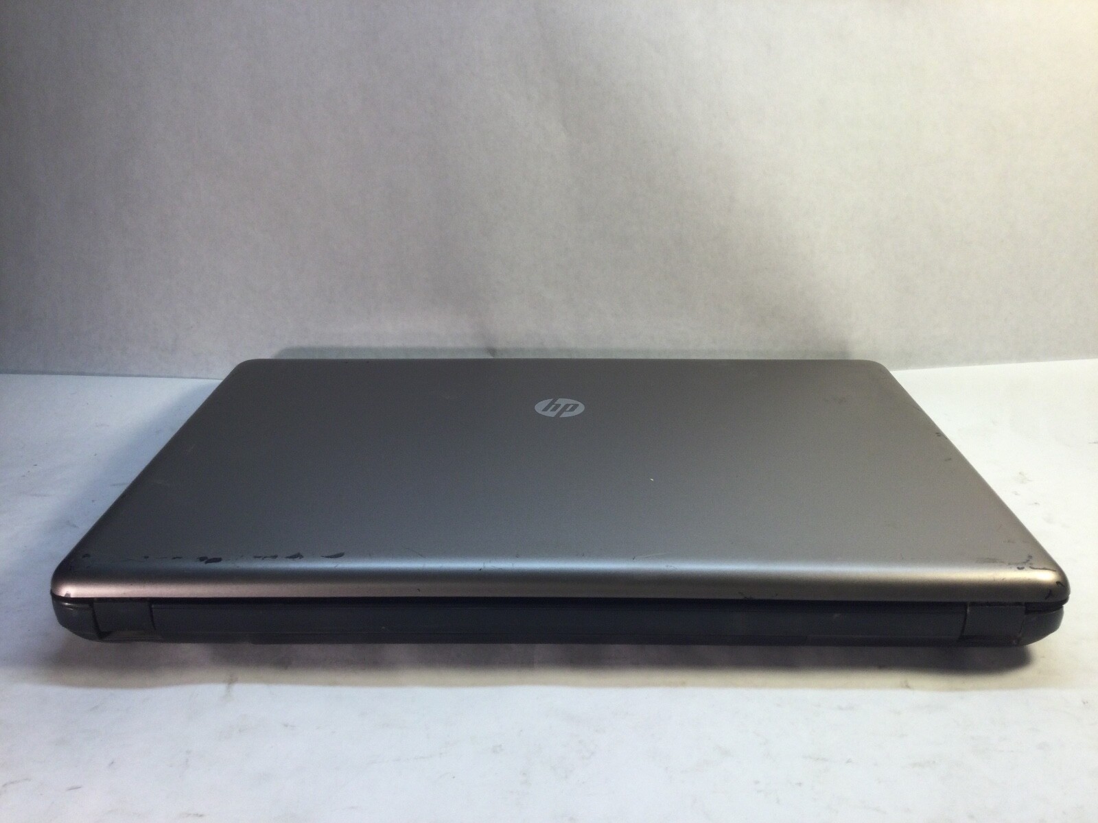 HP 635 15″ Laptop AMD E-300 Radeon HD -BOOTS/BROKEN BATTERY LATCH- MZ