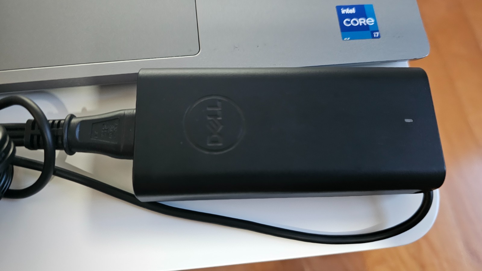Dell Latitude 5330 2-in-1 Conv Laptop, 13.3″, Intel Core i7, 32Gb Ram, 512GG SSD