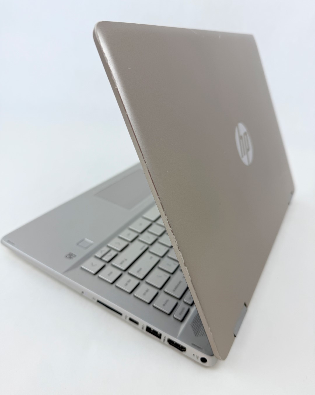 HP Pavilion x360 14m-dh1003dx 14″ Touch i5-10210U 8GB 256GB SSD W11H 2in1 – Read