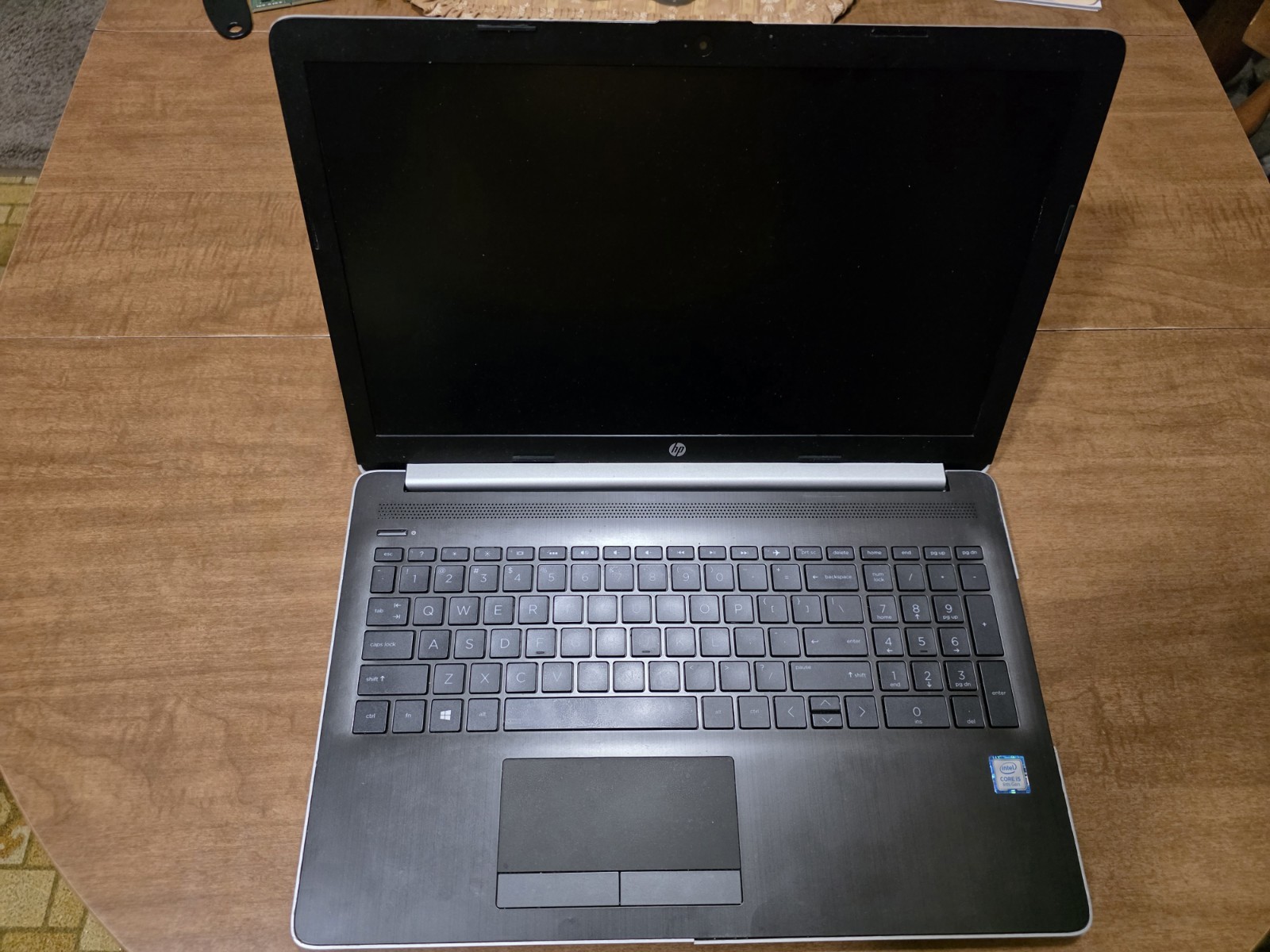 HP 15‑da0061cl 15.6″ with a 8th‑gen Intel Core i5 CPU, for parts or repair