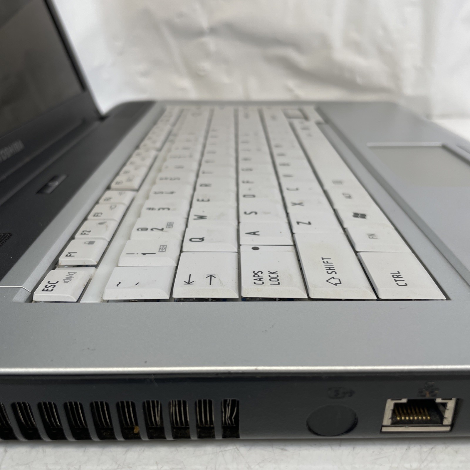 Toshiba Satellite A205-S5800 Intel Celeron 540 1.86GHz 1GB RAM 120GB HDD WinXP
