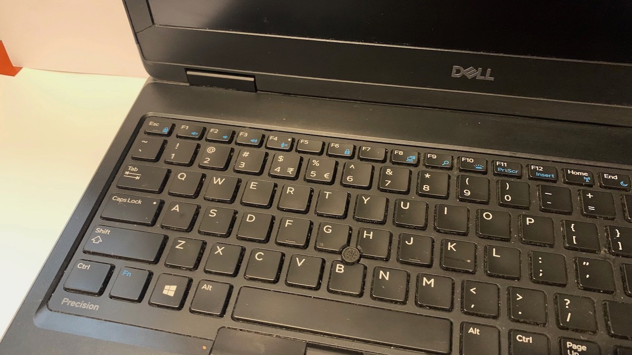 Dell Precision 7530 Mobile Workstation Xeon 64GB/1TB Quadro P3200 4GB