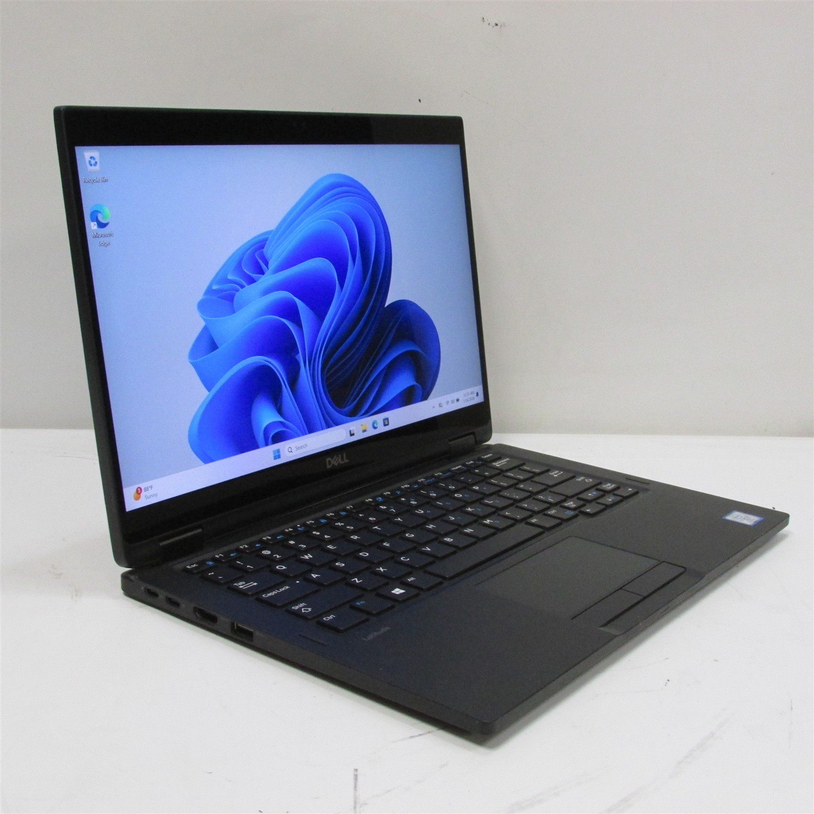 Dell Latitude 7389 i5-7300U 2.6GHz 8GB RAM 256GB m.2 14″ W11P Touch POOR BAT/KB