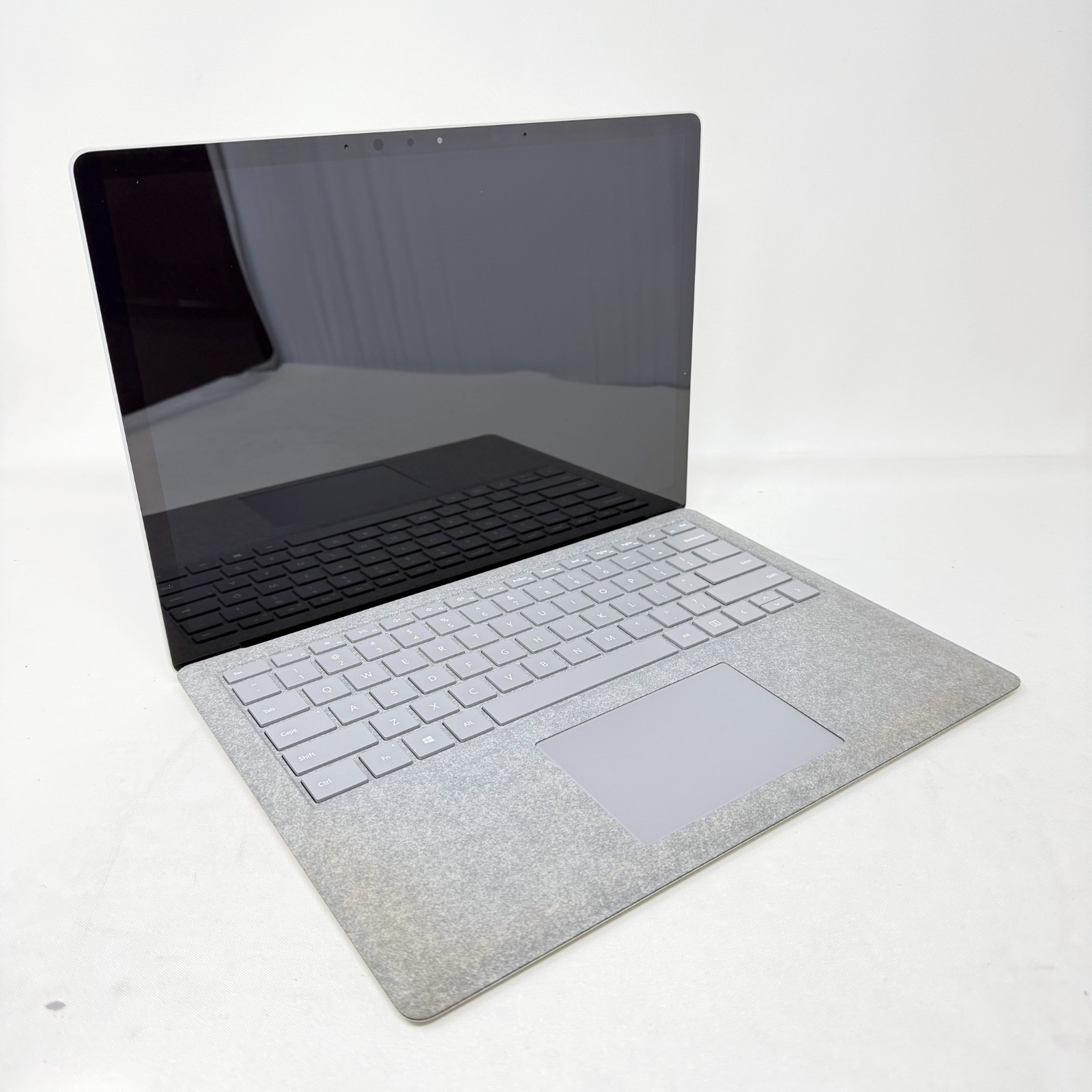 Microsoft Surface Laptop 2 8GB RAM 256GB SSD Intel Core i5-8350U@1.7GHz