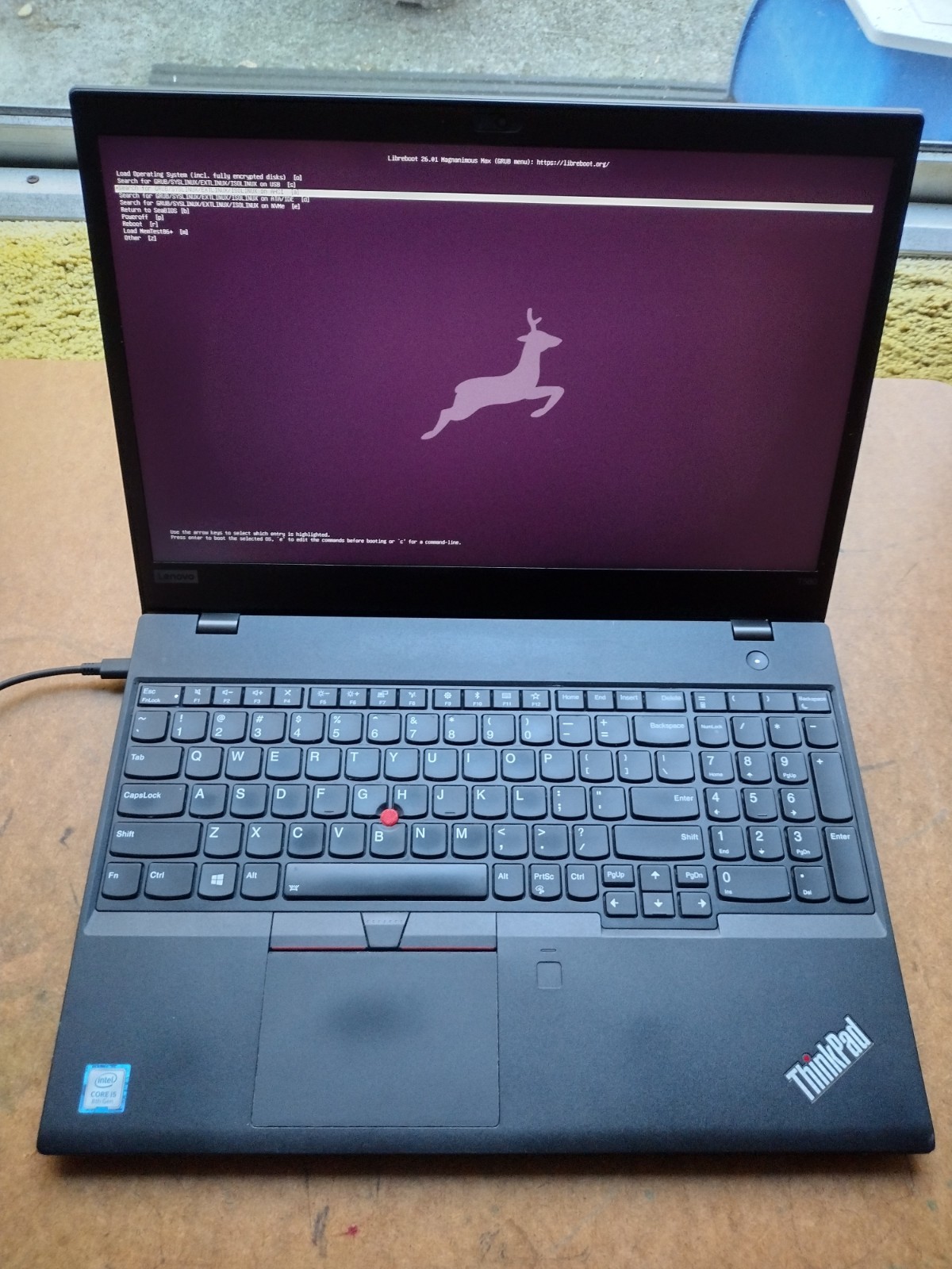 ThinkPad T580 Libreboot i5-8250U 8GB RAM 256GB NVMe SSD 61 BAT AC 1920×1080