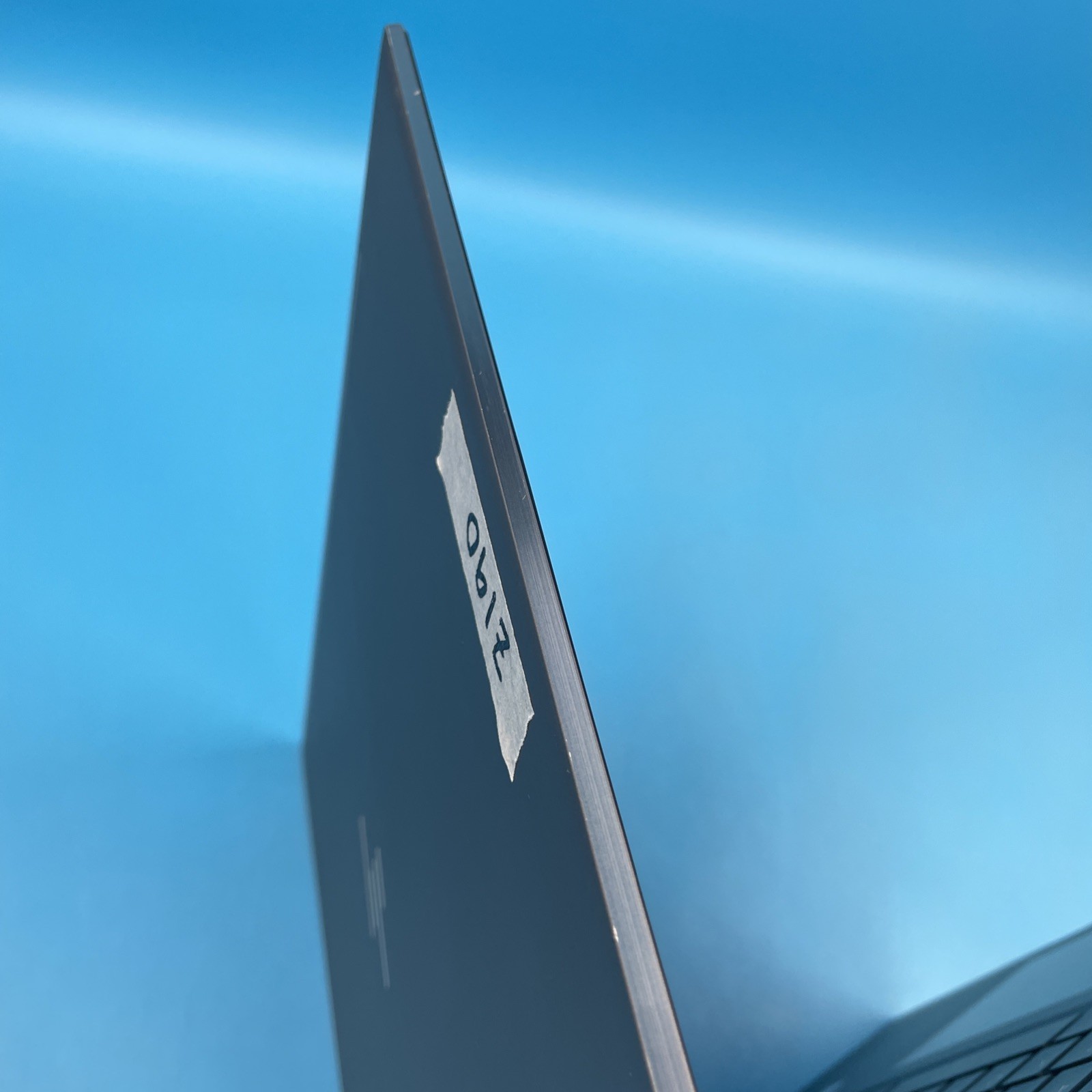 HP ZBook Studio G5 | i7-8850H | 8GB RAM | 256GB SSD | P1000 | W11 PRO | 71% BATT