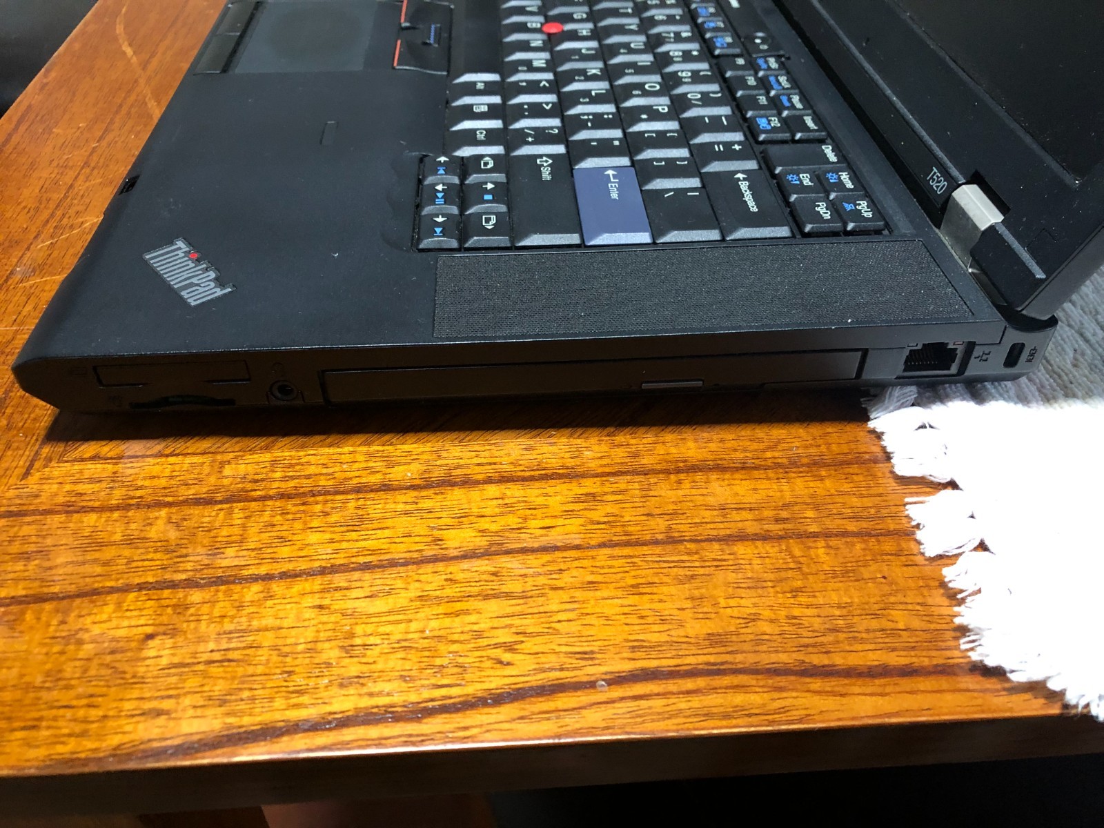 ThinkPad T520| Intel Core i5-2520M| 8GB RAM| 240 GB SSD W10