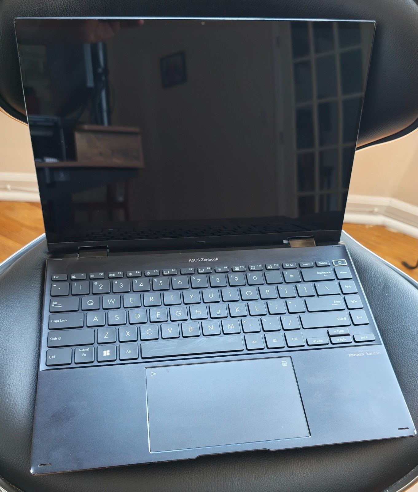ASUS Zenbook 14 Flip OLED premium, ultra-slim 2-in-1 convertible UN5401QA-DH71T