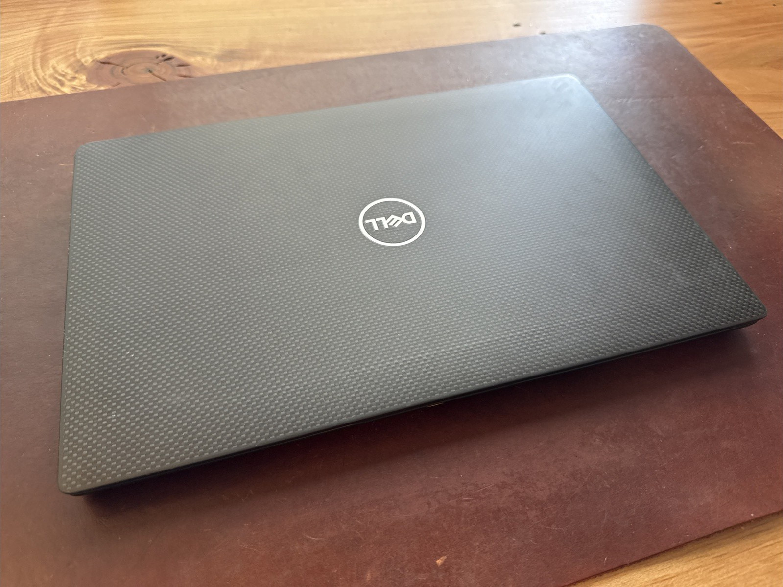 Dell Latitude 7410 14in FHD i7-10610U – 16GB RAM 256GB SSD – WORN KEYBOARD