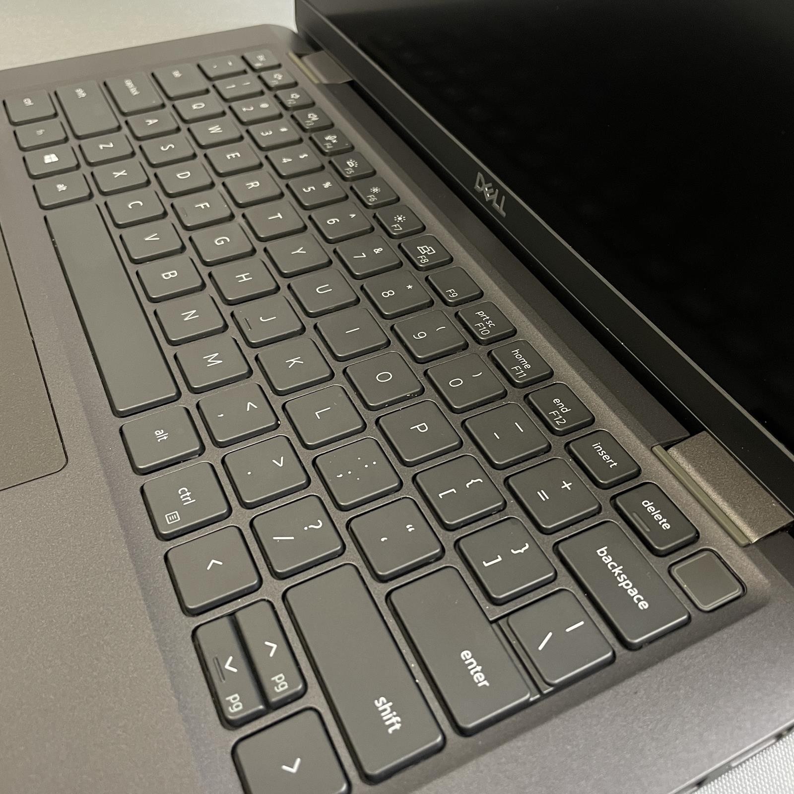 DELL Latitude 7420 14 in FHD, Core i7-1185G7, 16 GB, 512GB NVMe, W11P | Grade B