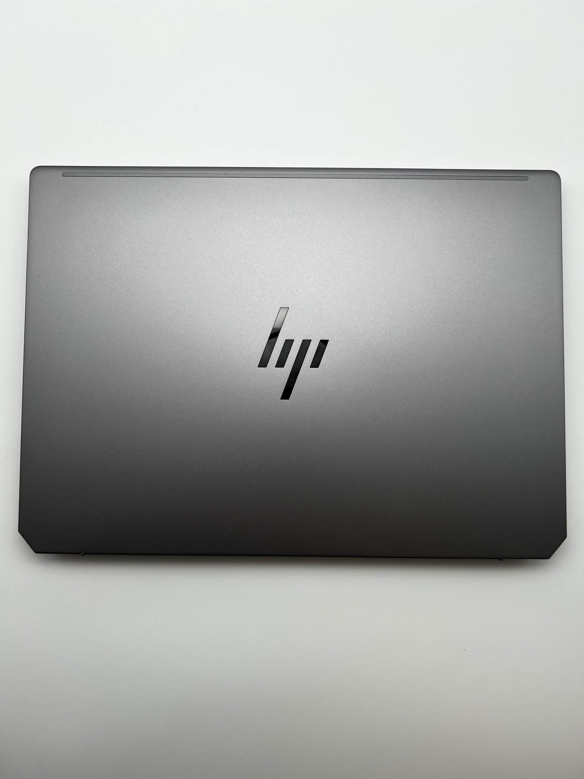 HP OmniBook Ultra 14-fd0013dx 14-inch AMD Ryzen AI 9 32GB 1TB Laptop Used With B