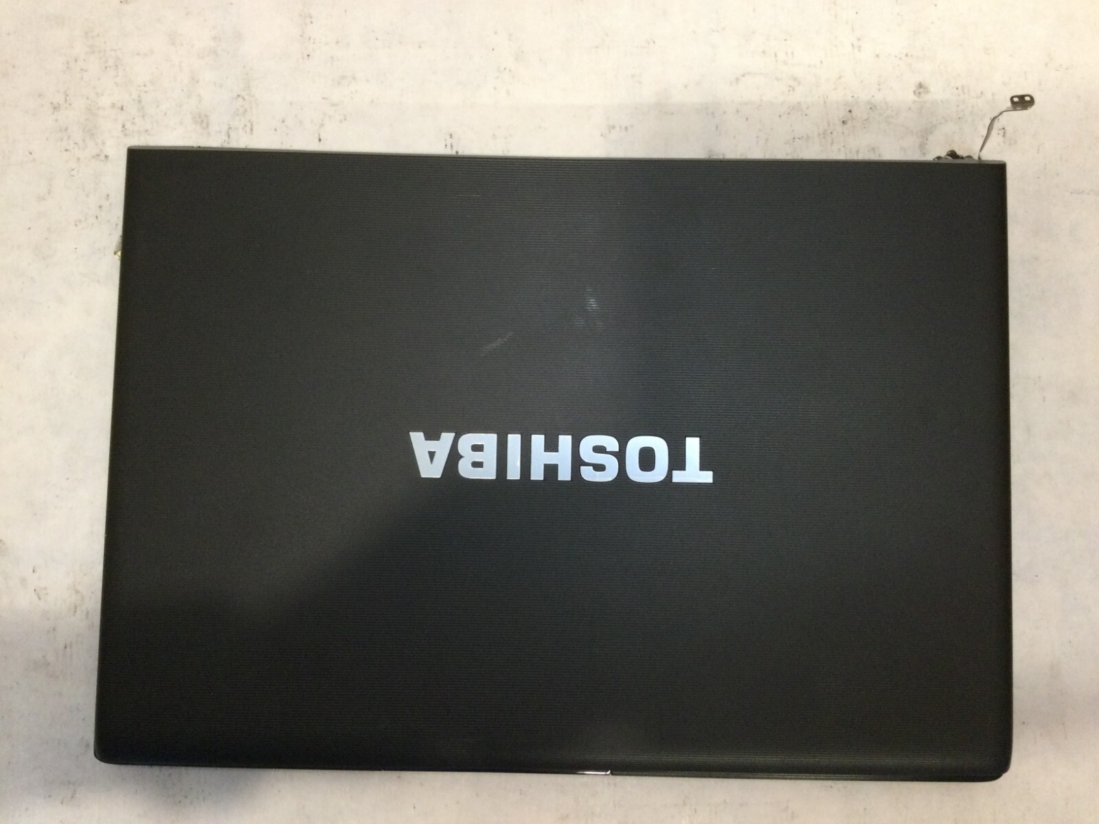 Toshiba Satellite R945-P440 / Intel Core i5-3210M @ 2.50GHz / (MISSING PARTS!)MR