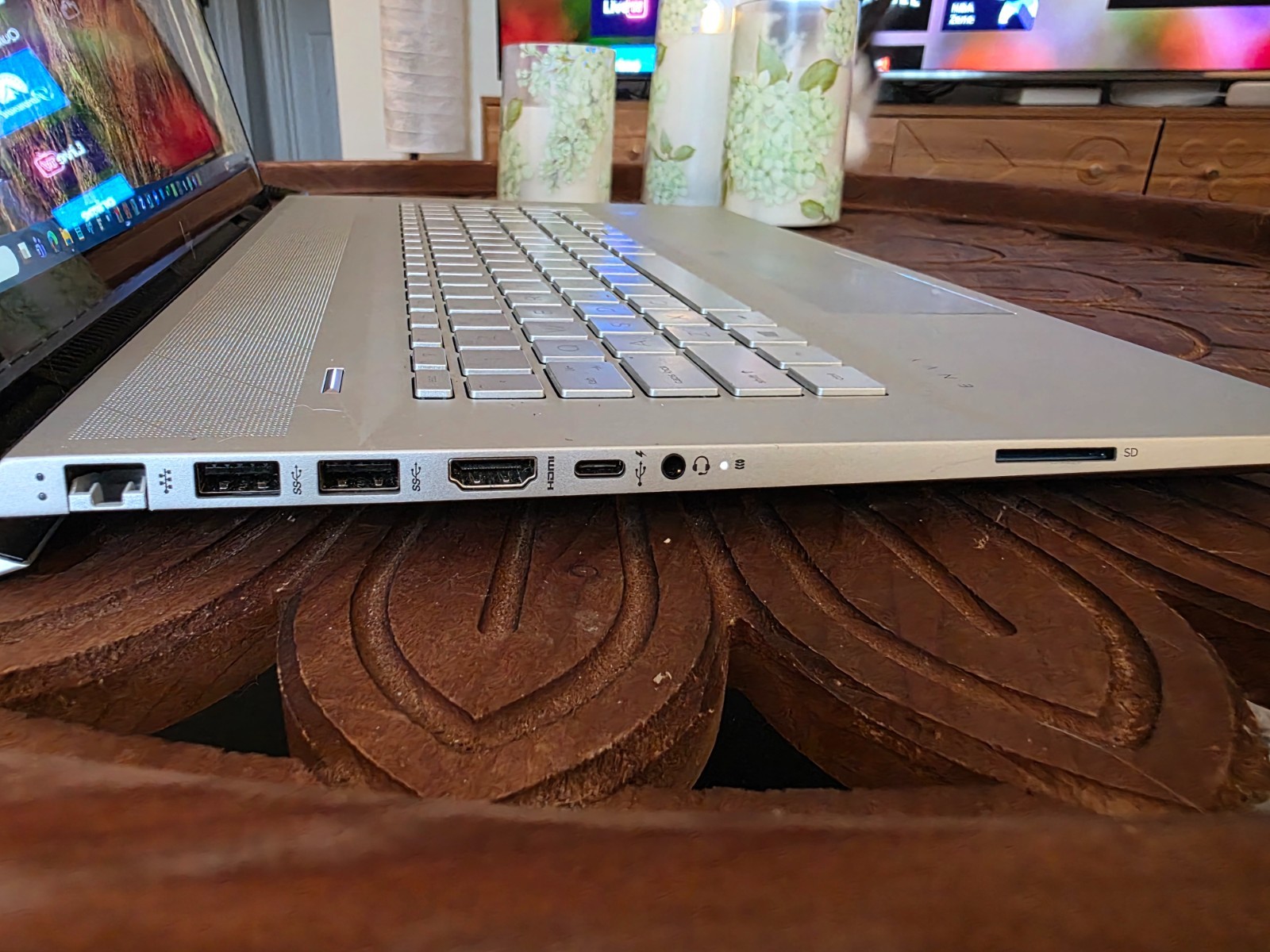 17” HP Envy w/ OPTICAL DRIVE