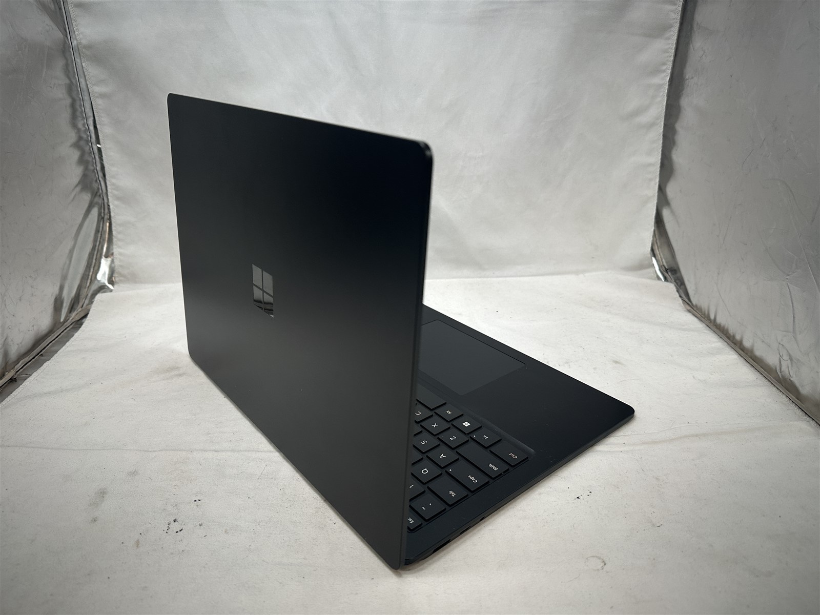 Microsoft Surface 5 13.5″ Laptop Intel i5-12th Gen 16GB RAM 512GB SSD Windows 11