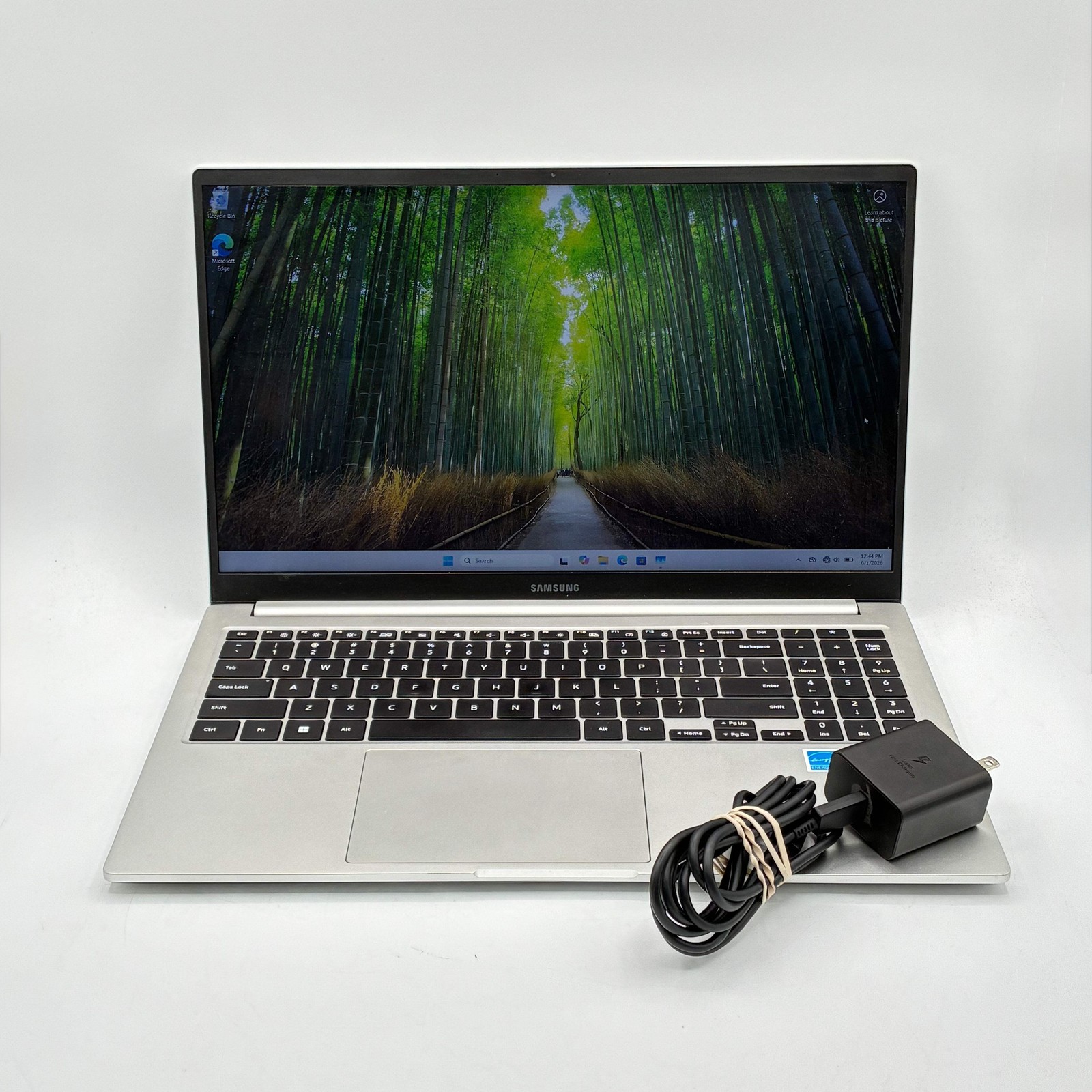 Samsung Galaxy Book NP750TDA 15.6in i5 8GB 256GB Silver