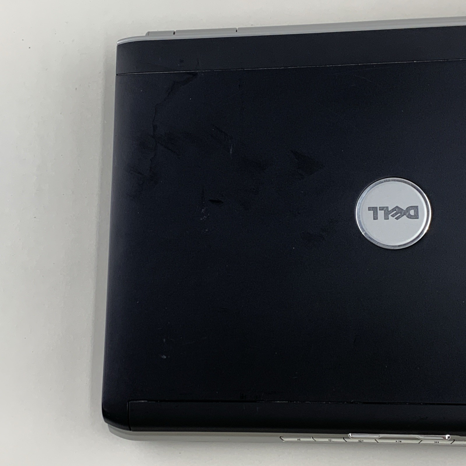 Dell Inspiron 1520 Core 2 Duo-06FD 2.00GHz 3GB RAM 15.6″ No Battery No HDD/OS