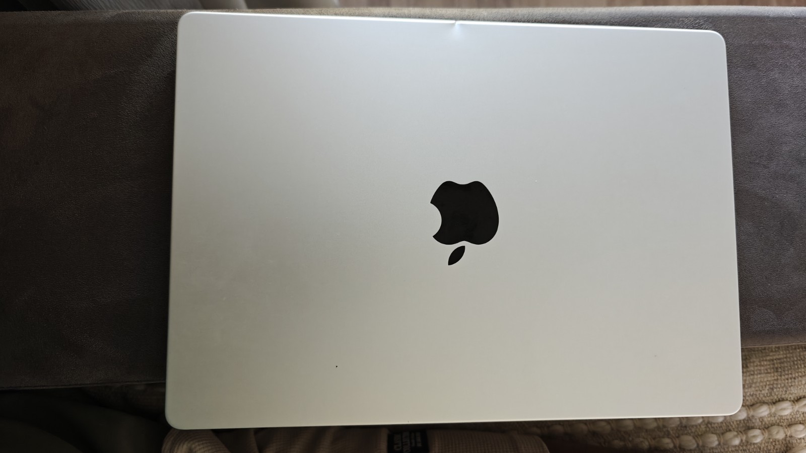 MacBook Pro – 14-inch, Nov 2023 – Apple M3