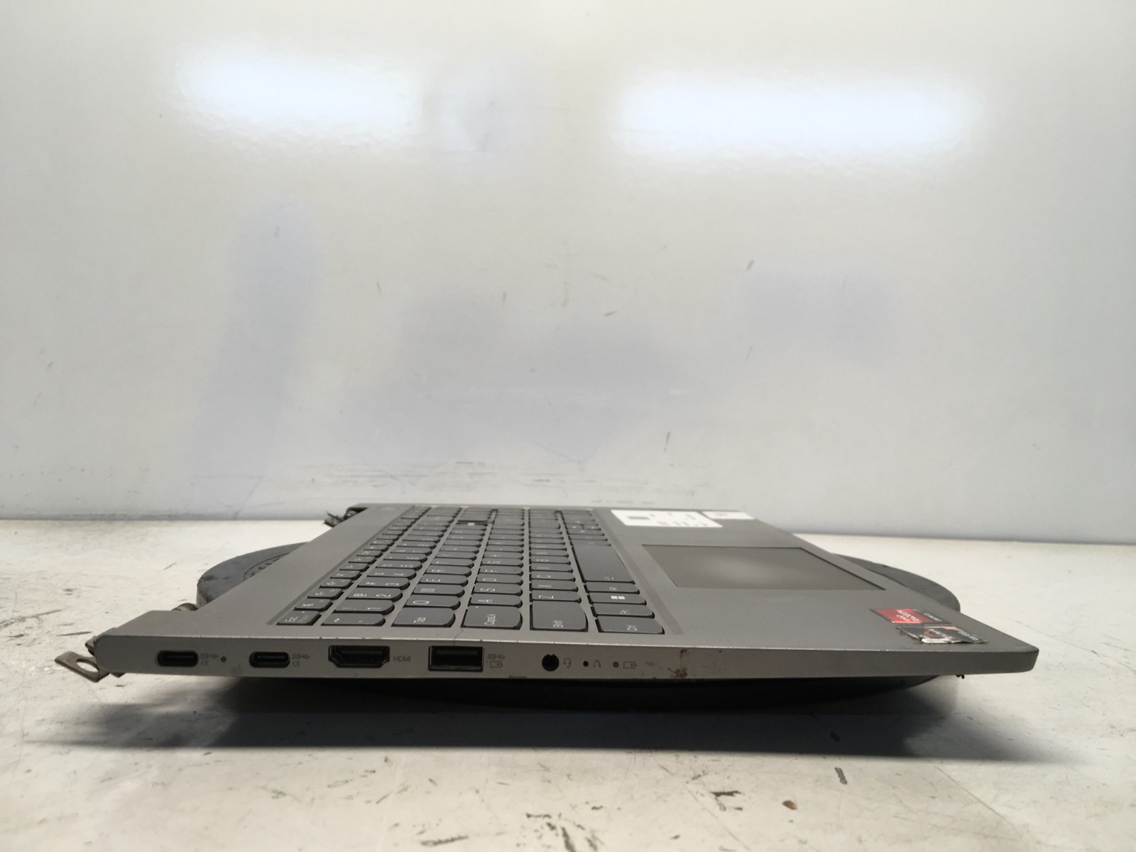 Lenovo Thinkbook 15 G4 AMD Ryzen 5 No RAM NO HDD