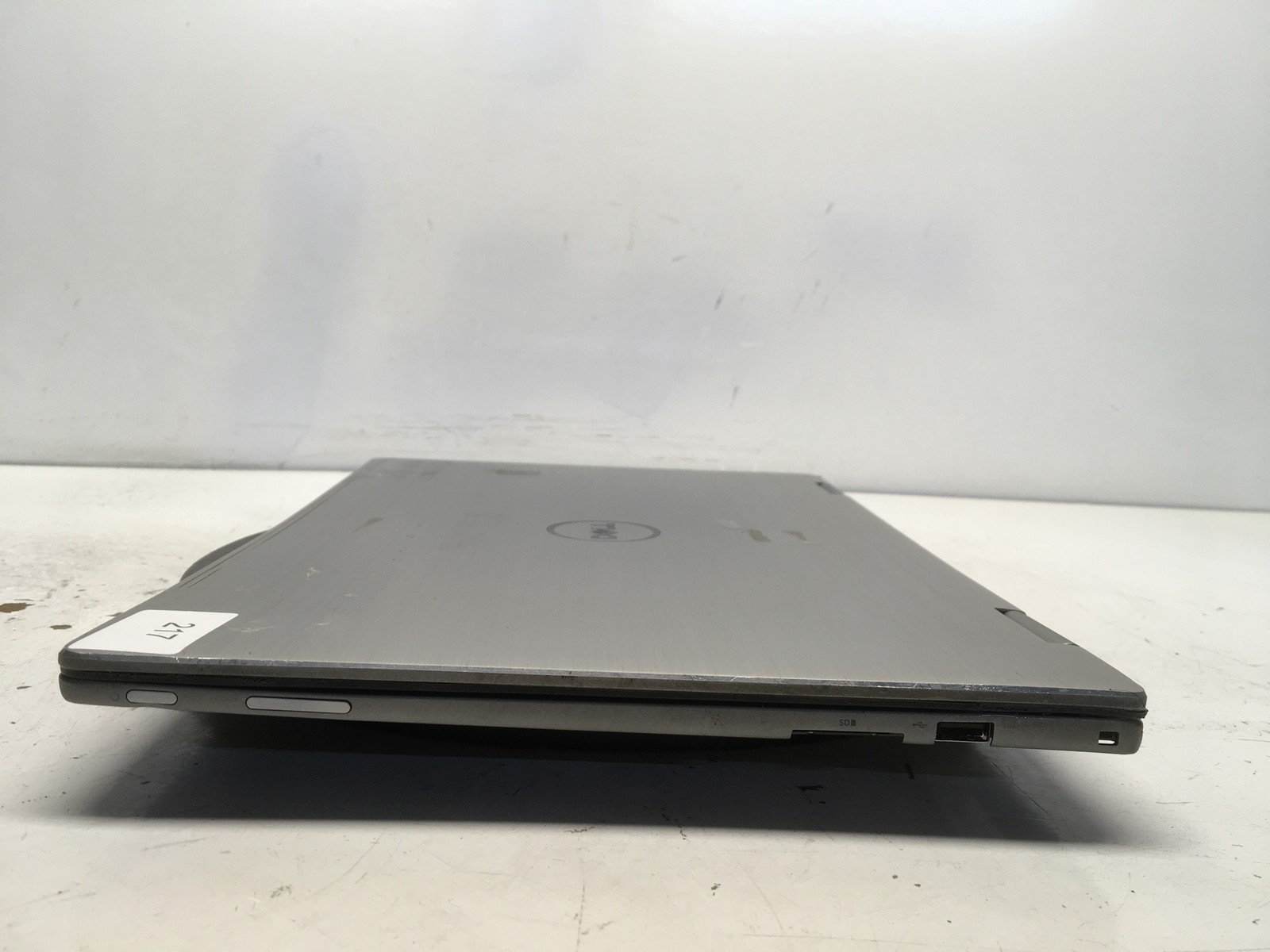 Dell Inspiron 15 7000 Series Intel i5 7th gen No RAM NO HDD No Batt
