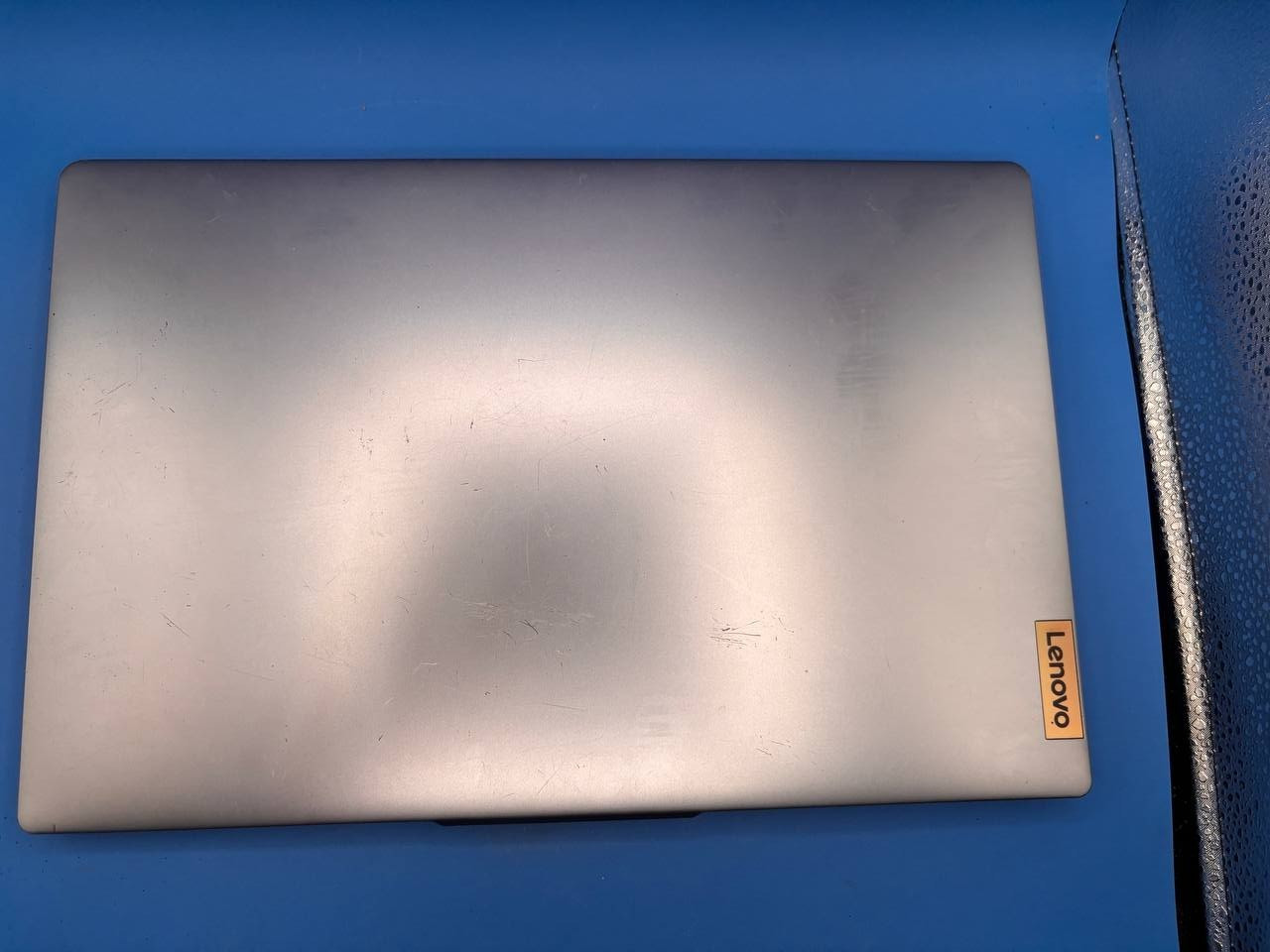 LENOVO IDEAPAD SLIM 3 15ABR8 AMD RYZEN 7 5825U 512GB SSD 16GB Touch Screen PH9