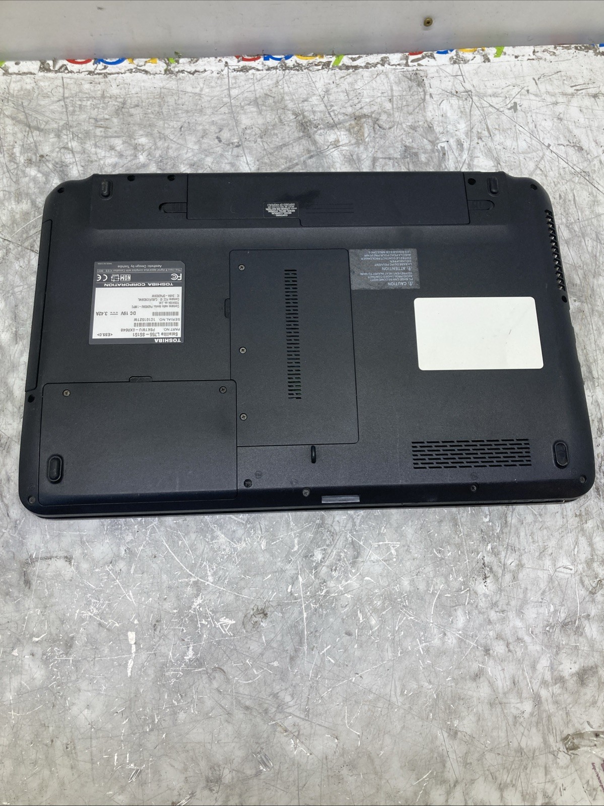 Toshiba Satellite L755-S5151 i3-2350M 2.30GHz 4GB no HDD Boot to BIOS