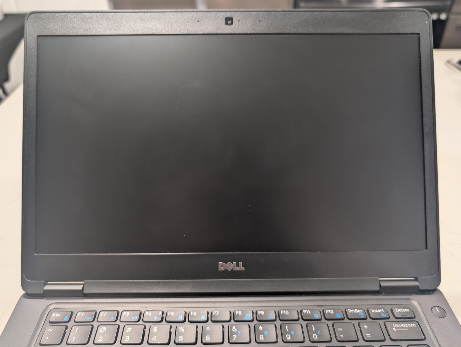 Dell Latitude 5480 14″ i5-6300U 8GB 256GB SSD Win 10 Pro NEW Battery & Cover AC