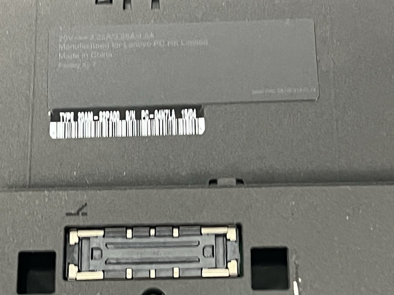 Lenovo ThinkPad x240 Laptop Intel i7-4600U 2.10GHZ 8GB RAM NO HDD FOR PARTS