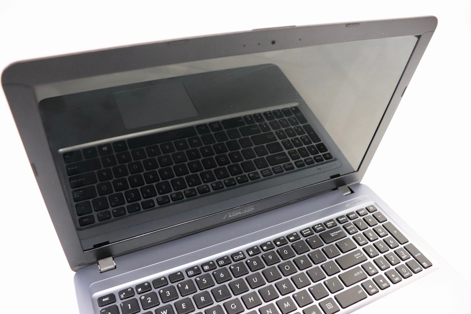 ASUS X540B-RB94 A9-9425 8GB 1TB HDD 15.6 Laptop W10