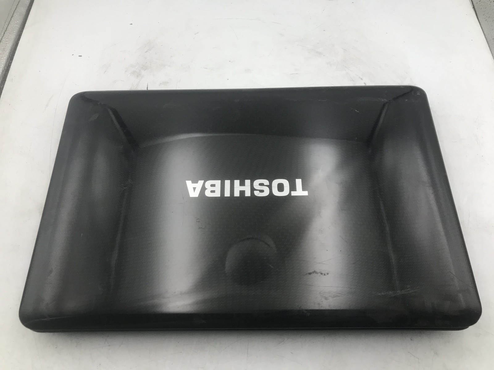 TOSHIBA SATELLITE L655 S5103 -FOR PARTS/BAD LCD- INTEL I3 370M – NO RAM -READ-BB