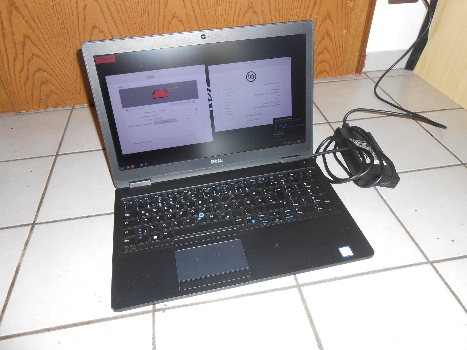 Dell Latitude 5580 i7-7600U Laptop GeForce 930MX Full HD 16GB RAM 256GB SSD