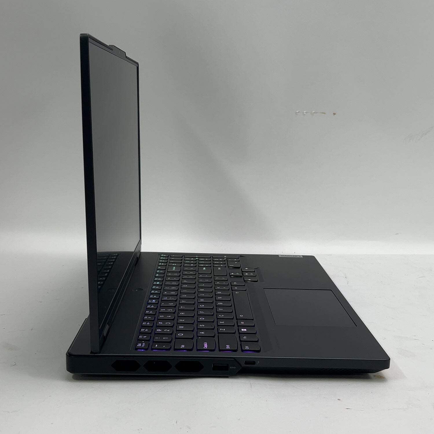 Lenovo Legion 7i Gen 8 16″ i9-13900HX 2.2GHz 32GB RAM 1TB SSD GeForce RTX 4080