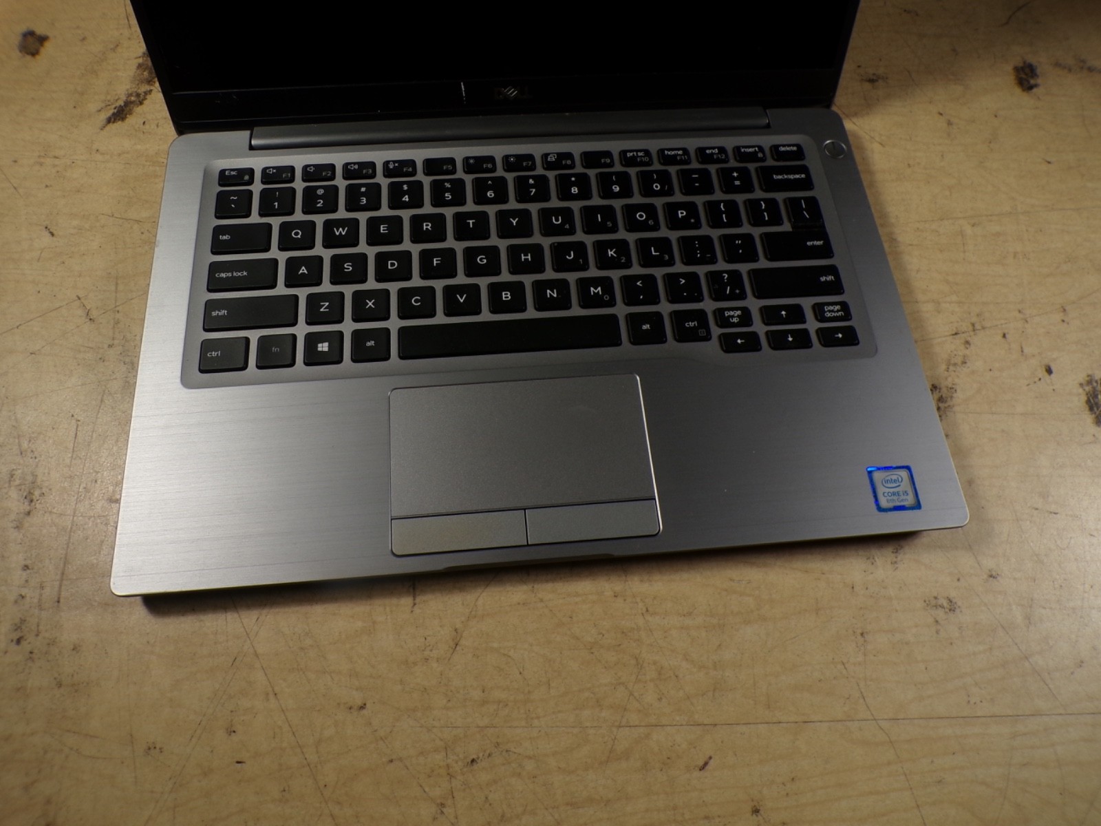 DELL LATITUDE 5590 INTEL CORE I7-8650U 1.90GHZ 8GB RAM **NO HD/ NO CADDIE/ NO OS