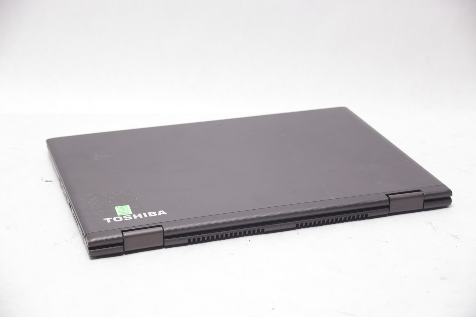 Toshiba Satellite Radius 12 P25W-C Convertible i7-6500U 8GB 128GB 12.5″ Touch