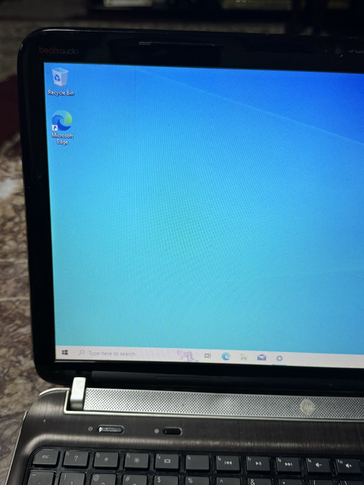 HP Pavilion dv6-6145dx / AMD A8-3500M @ 1.50GHz Works