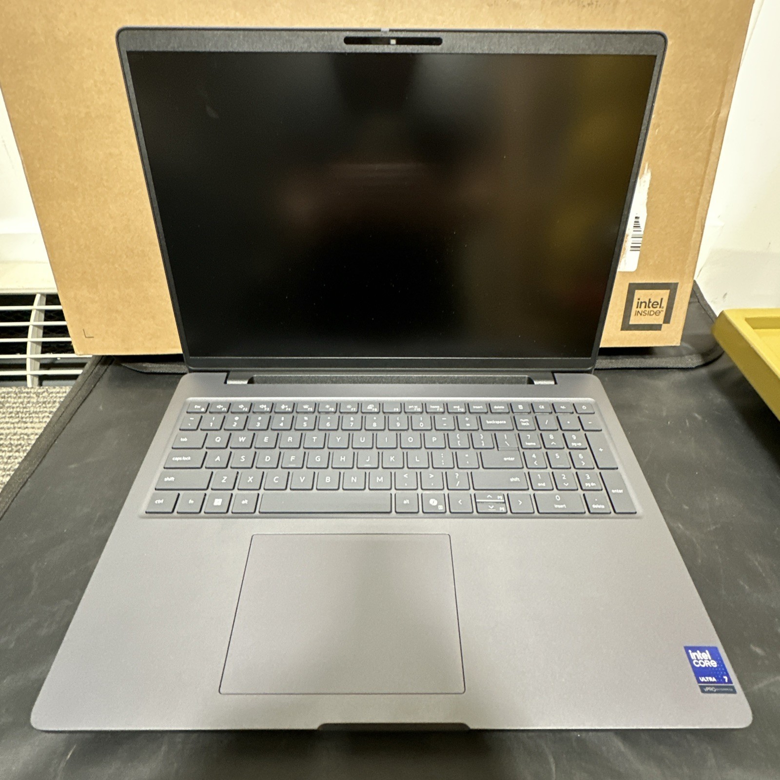 Dell ProMax 16 MC16250 Intel Ultra 7 265H Intel Arc Pro 140T 8GB 16GB 256GB