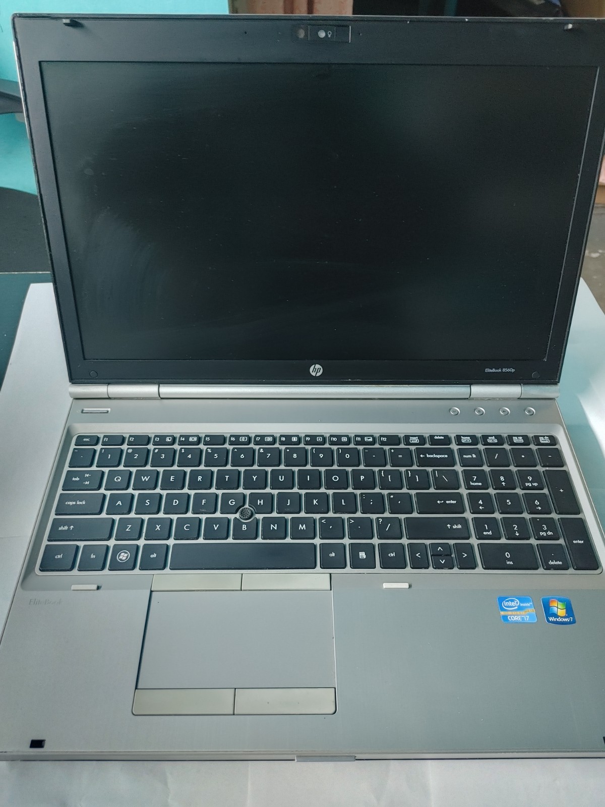 HP EliteBook 8560p Intel i7-2720QM 4-core +AMD Radeon/ 16GB RAM/ 256GB SSD/ HD+