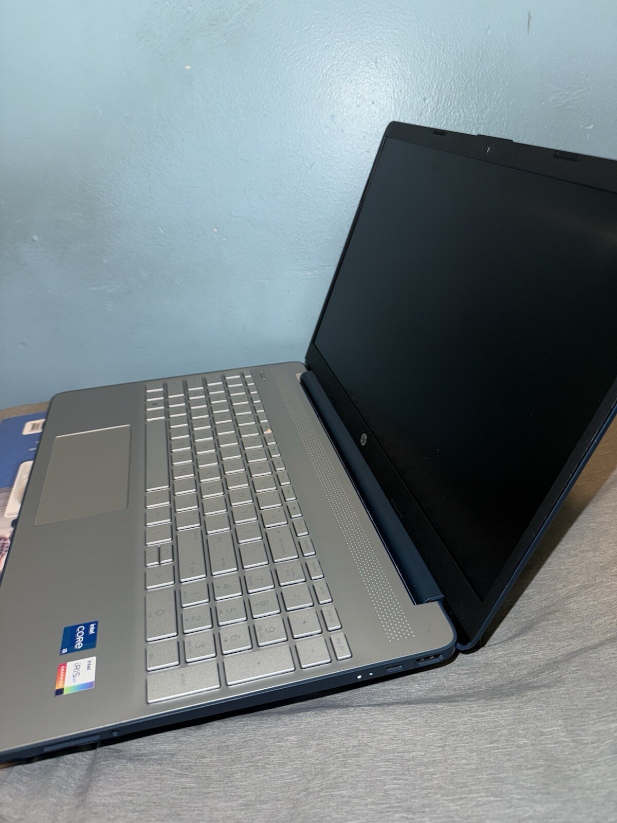 HP 15.6″ (256GB SSD, AMD Ryzen 5 5500U, 2.1GHz, 8GB RAM) Laptop – Spruce Blue