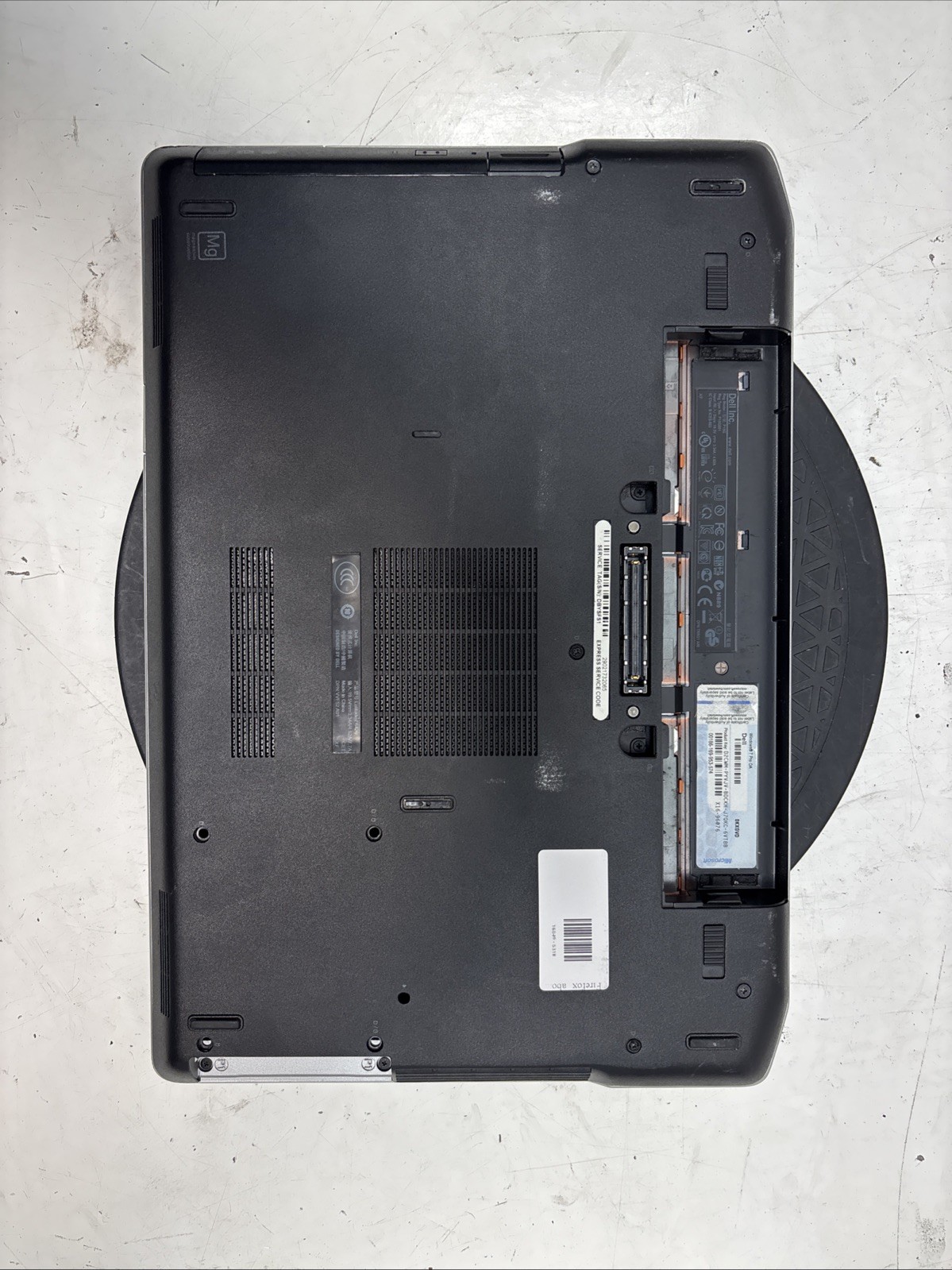 Dell Latitude E6420 Intel i5-2520M 2.5GHz 4 GB NO HDD No Batt