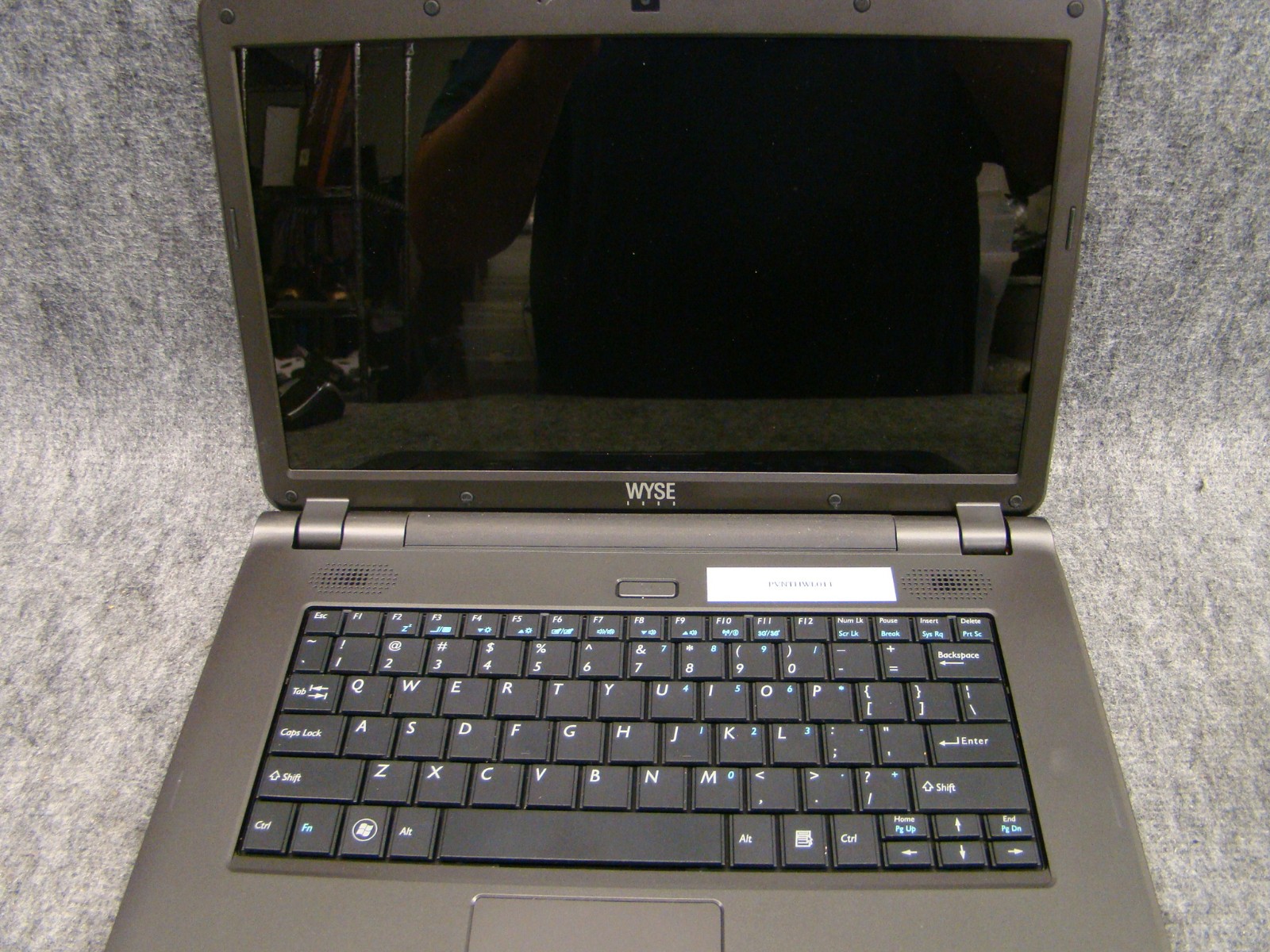 3 WYSE Xn0m 14″ Includes Ram & HDD