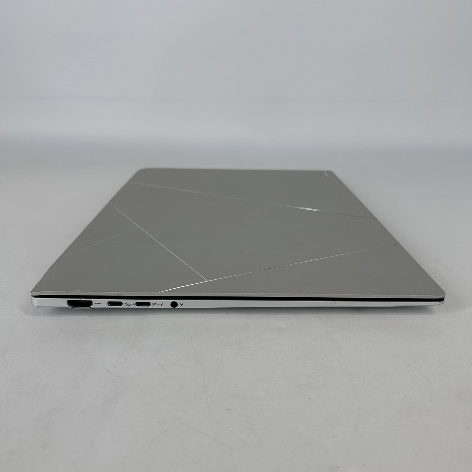 Asus Zenbook S 16 White QHD+ TOUCH 2.0 GHz Ryzen AI 9 365 24GB 1TB SSD Good
