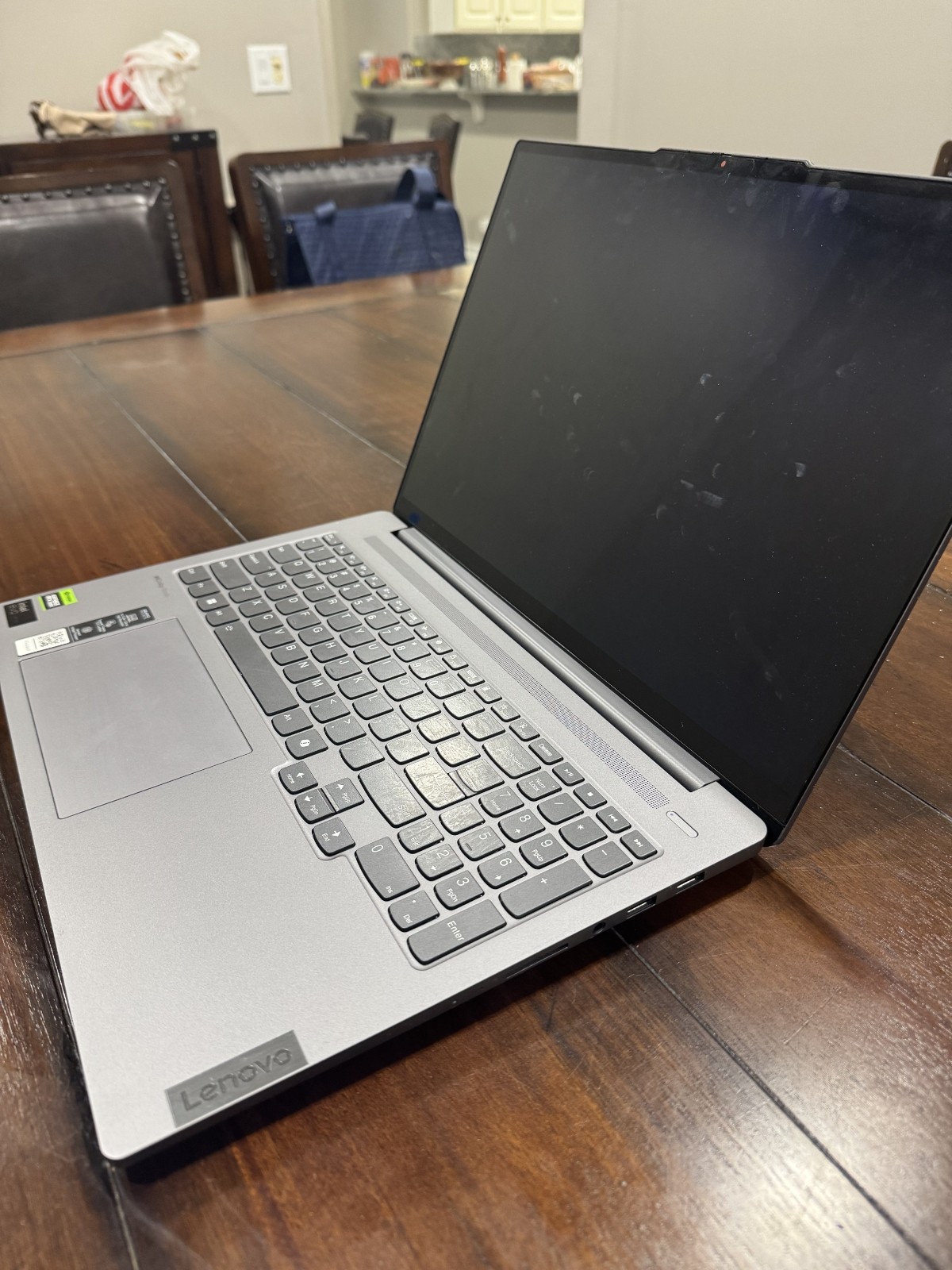 Lenovo IdeaPad Pro 5i 16″ Touchscreen Intel Evo Laptop – Intel 9, 83D4001HUS