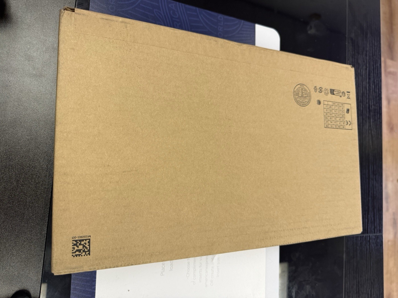 Microsoft Surface Laptop Copilot+PC 13 8GB/256GB/Platinum E97