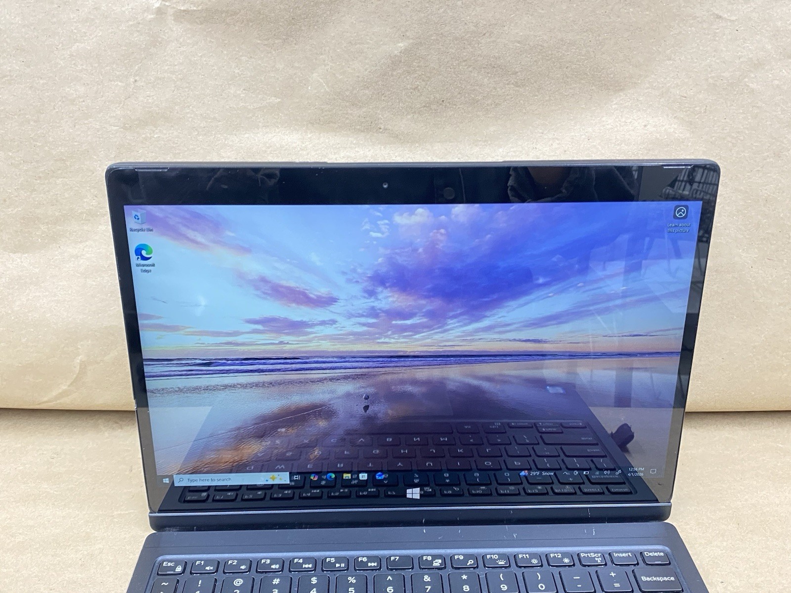 Dell Latitude 7275 – 12″ FHD Touch – m7-6Y75 – 8GB – 512GB – Win 10 – READ