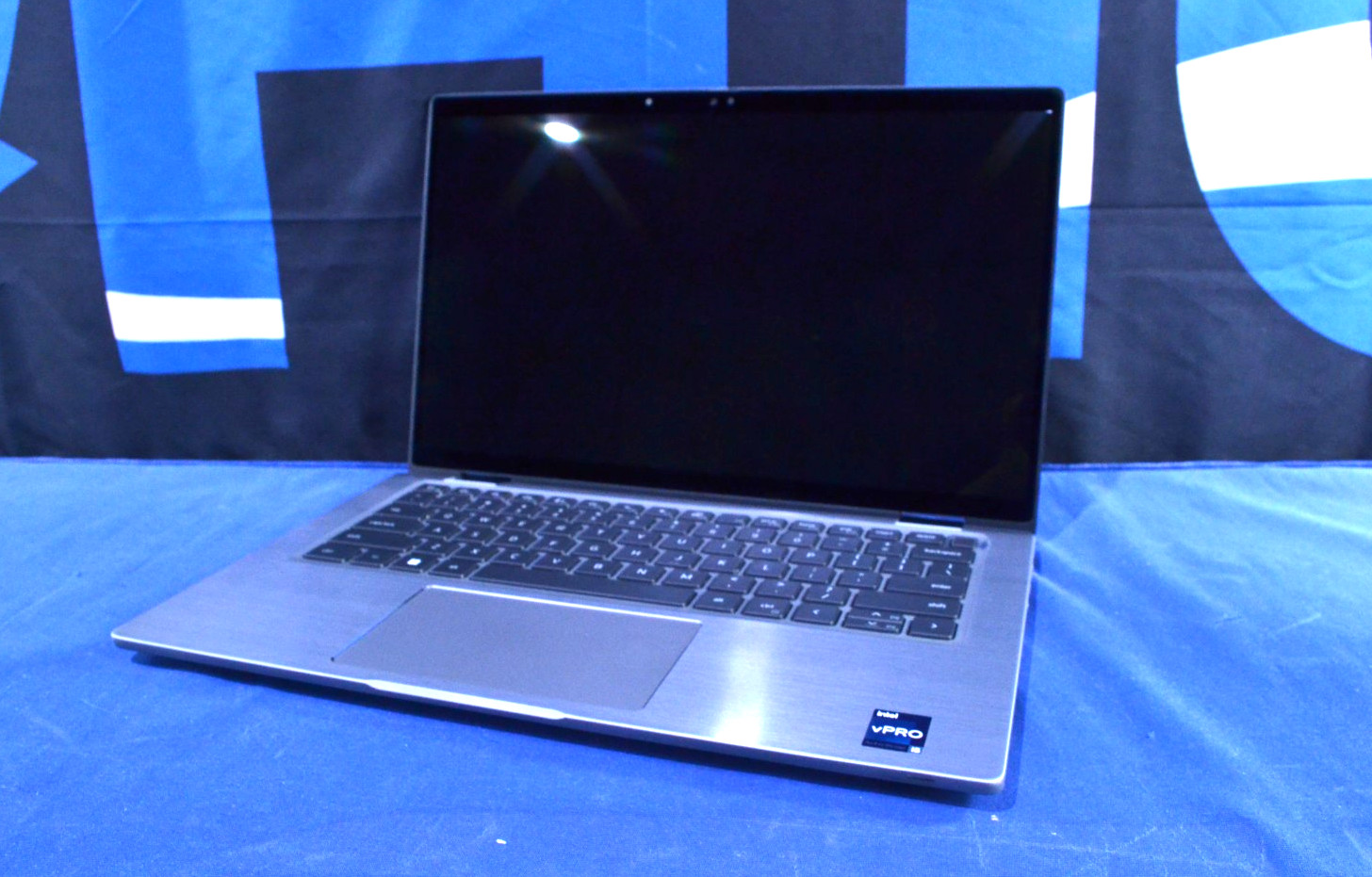 Dell Latitude 7430 2-in-1/ i5-1245U/ 16GB/ 512GB/ Win 11/ No Batt. (J060403)