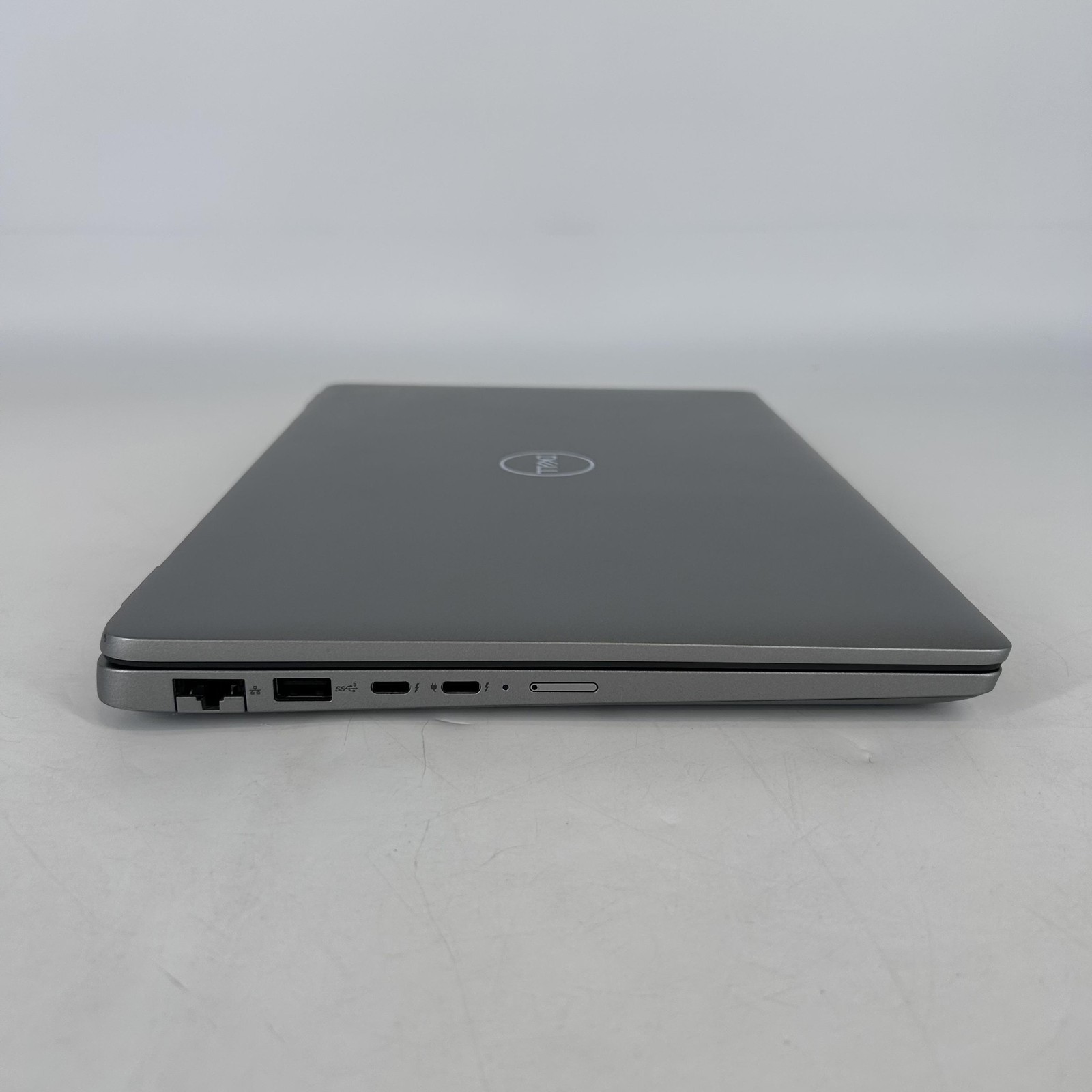Dell Latitude 5440 14 Gray FHD 1.8 GHz i7-1365U 16GB 512GB SSD Good