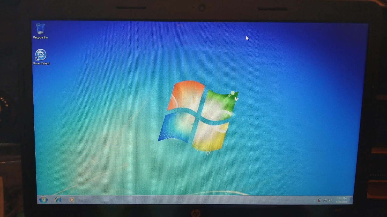 HP 2000 Notebook Windows 7 Laptop