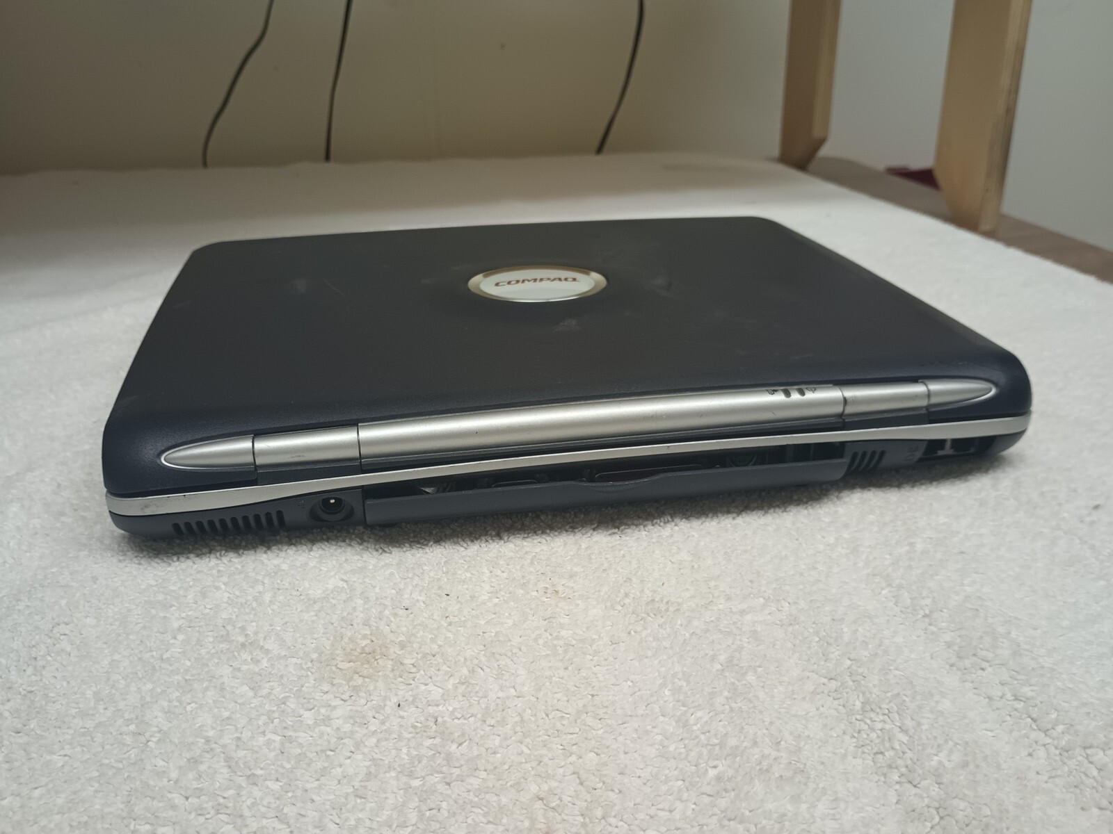 Compaq Presario 700 14.1 Inch Laptop CM2130 Model 725LA For Parts Or Repair